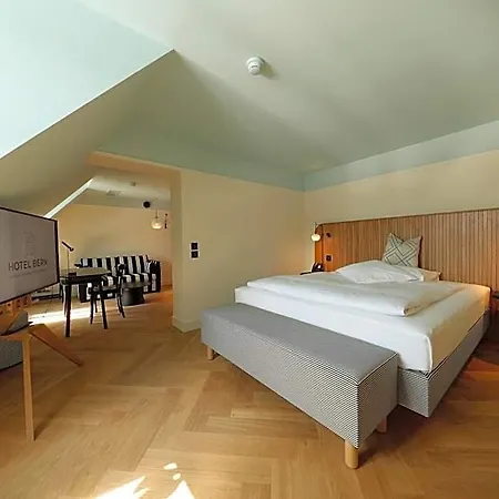 Western Hotel 4*