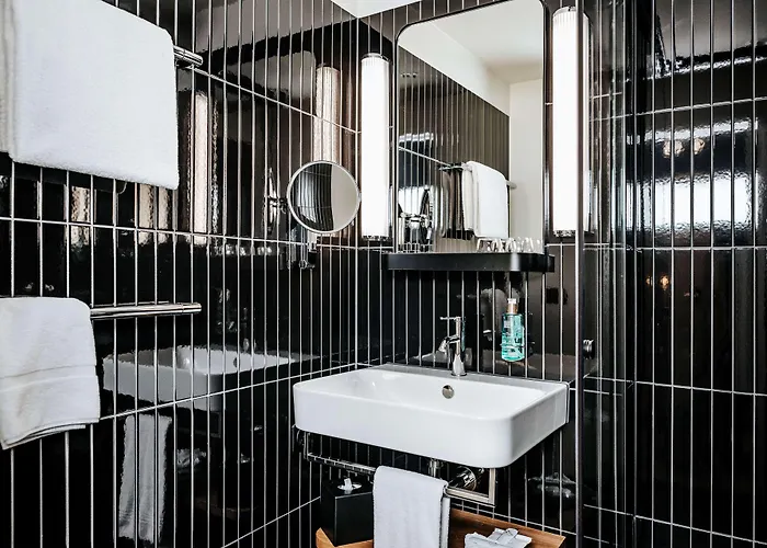 Western Szálloda 4*